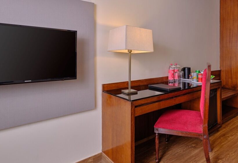 فندق Best Western Country Woods Ambala