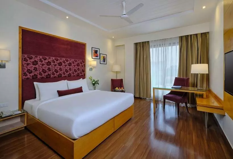 فندق Best Western Country Woods Ambala