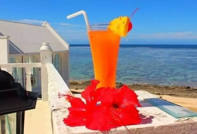 هتل Coral Lagoon Fiji Resort