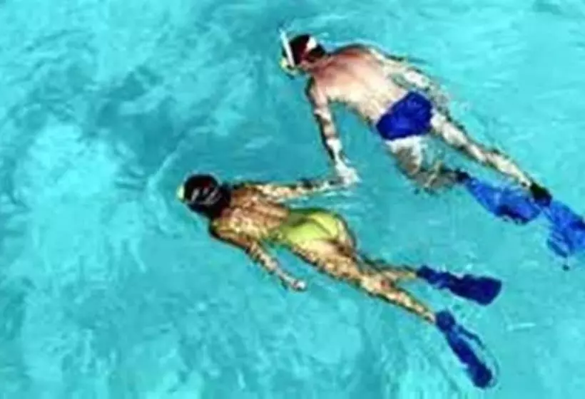 هتل Coral Lagoon Fiji Resort