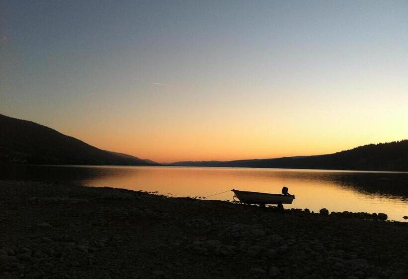 Hotel De La Truite & Spa Le Petit Nautilus