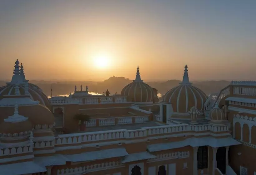 酒店 Deogarh Mahal