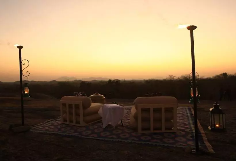 酒店 Deogarh Mahal