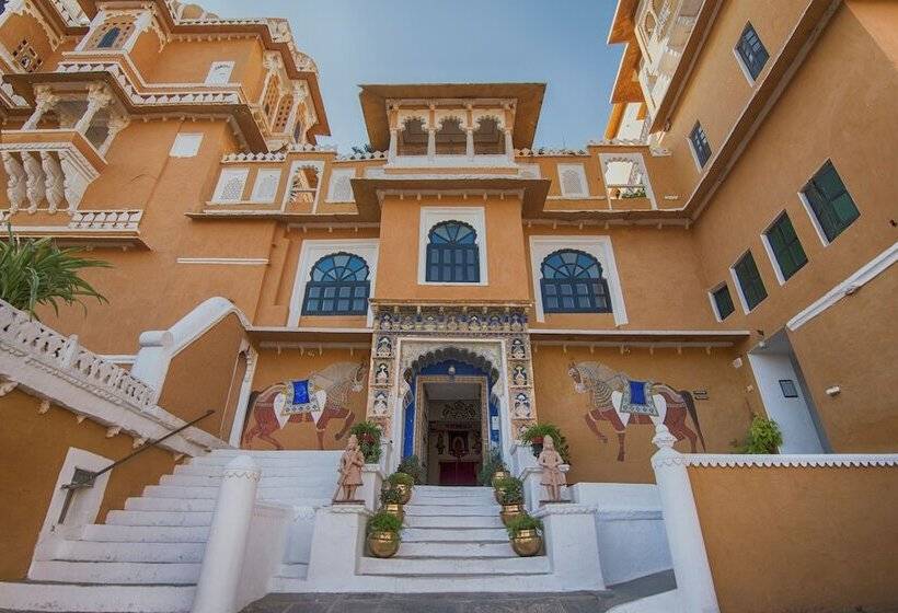Hotel Deogarh Mahal