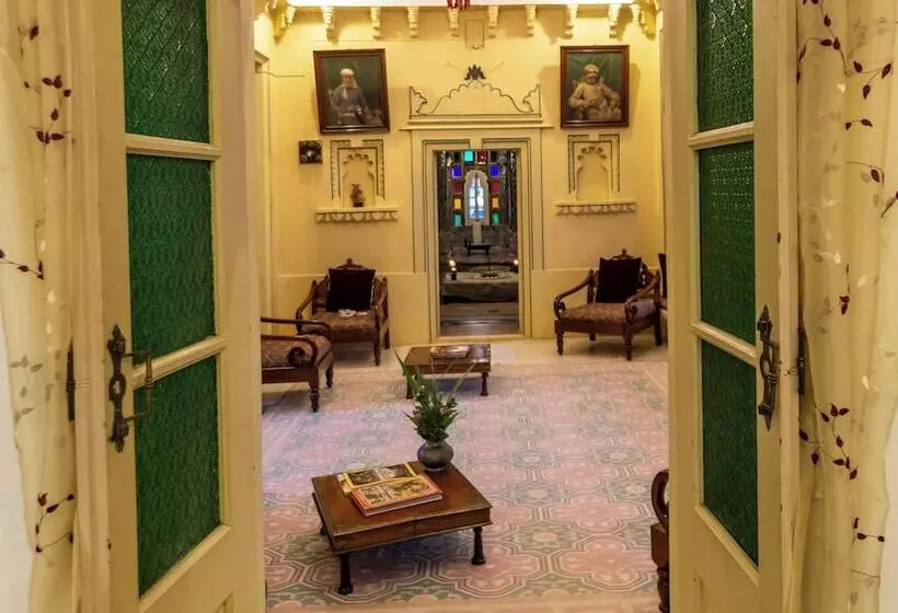 酒店 Deogarh Mahal
