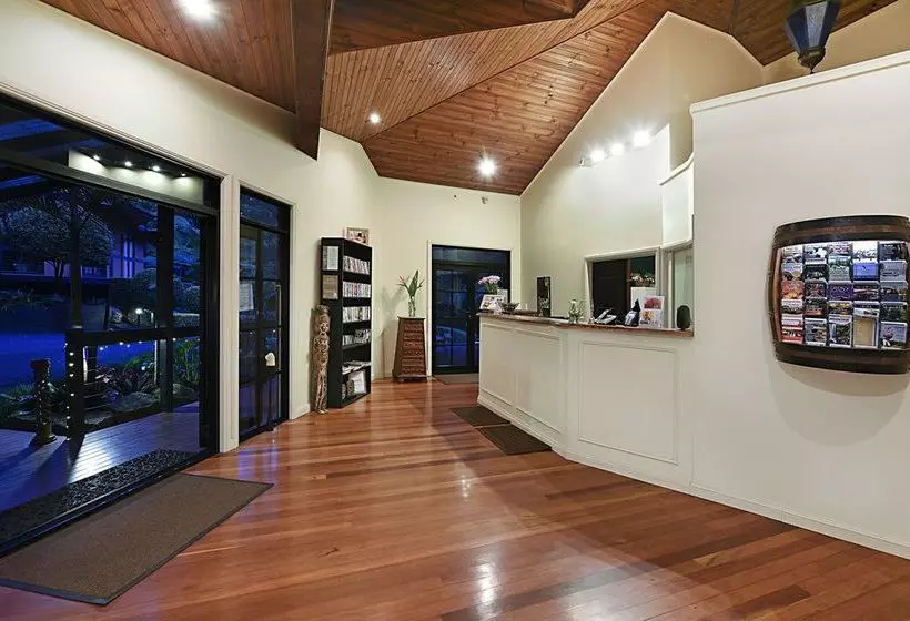 ホテル Escarpment Retreat & Day Spa For Couples