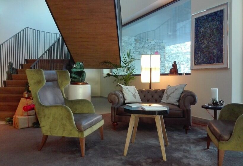 Grand Hotel Courmayeur Mont Blanc, By R Collection Hotels