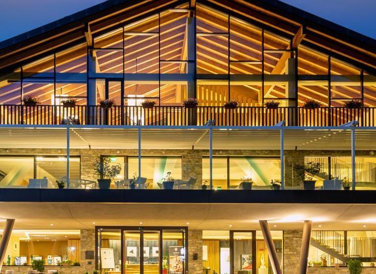 Grand Hotel Courmayeur Mont Blanc, By R Collection Hotels