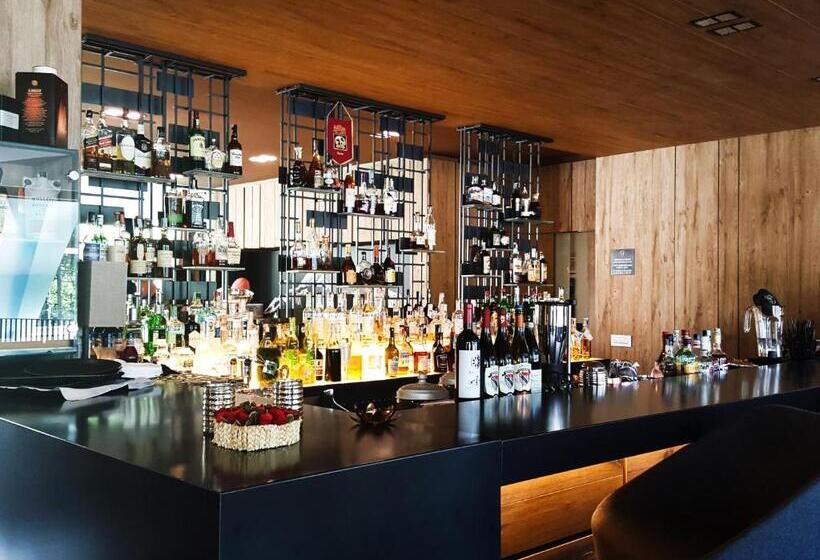 Grand Hotel Courmayeur Mont Blanc, By R Collection Hotels