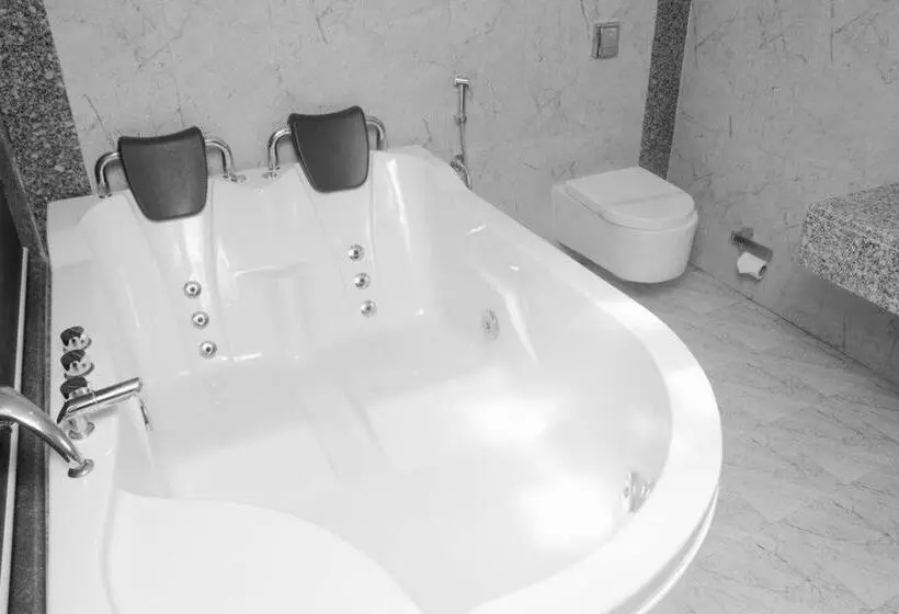 Hotel Grandeur De Sanchi Luxury Beach Resort & Spa