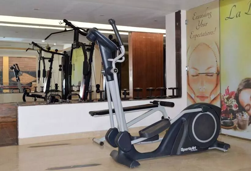 Hotel Grandeur De Sanchi Luxury Beach Resort & Spa