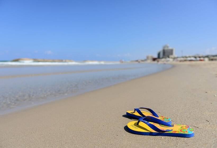 Отель Herods Herzliya