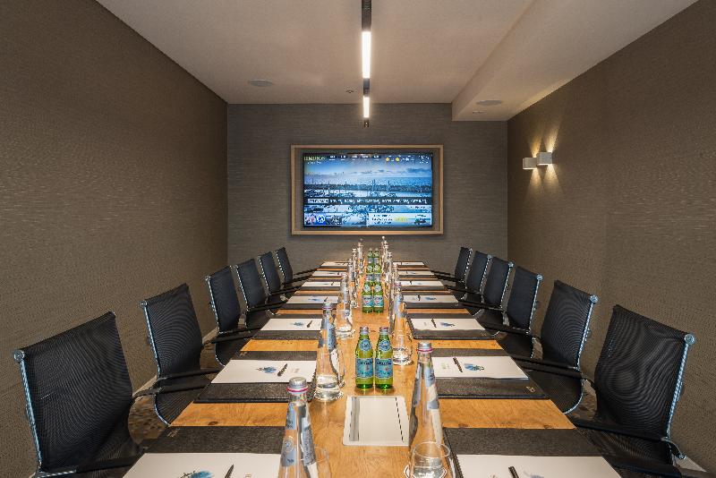 Отель Herods Herzliya