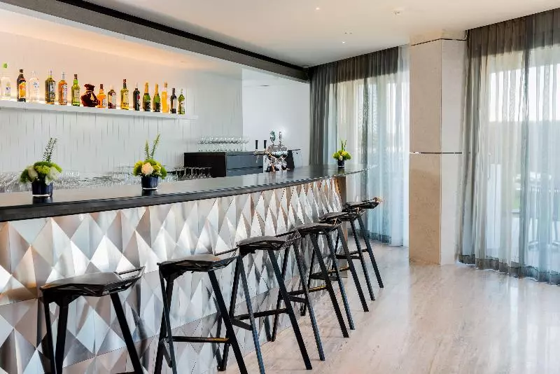 酒店 Herods Herzliya