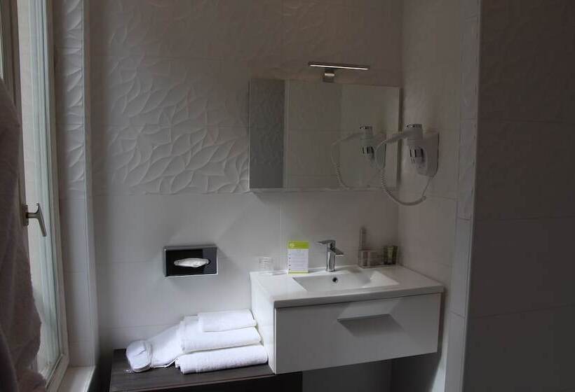 ホテル L Esturgeon