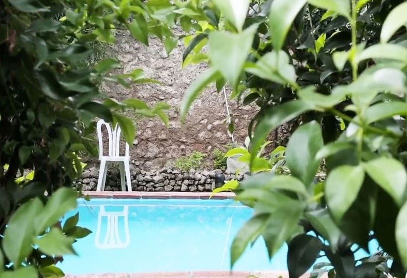 호텔 Las Aguas Del Arbuniel Con Pista De Pádel