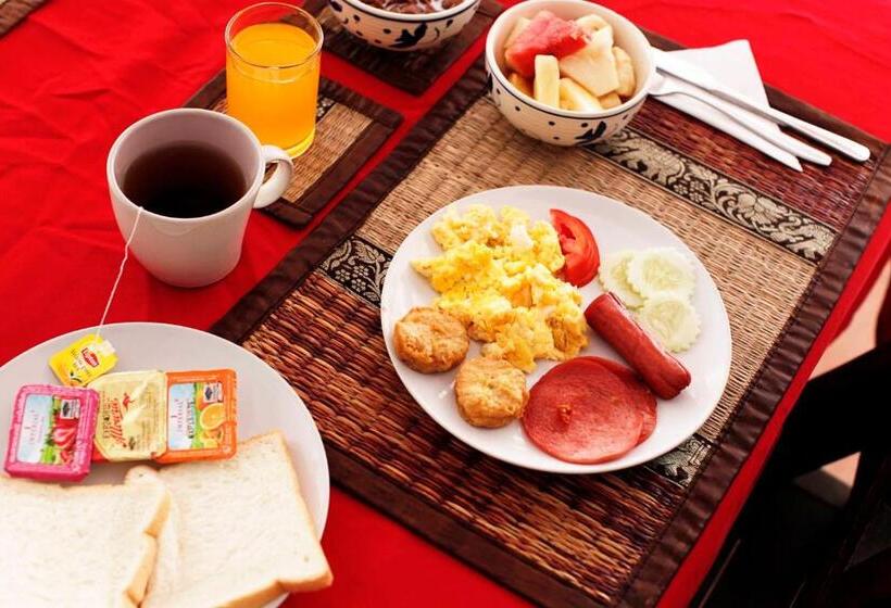 هتل Lotus Friendly