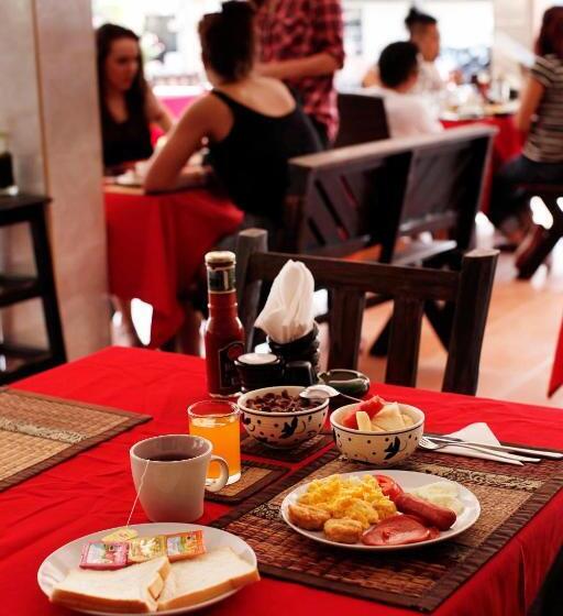 هتل Lotus Friendly