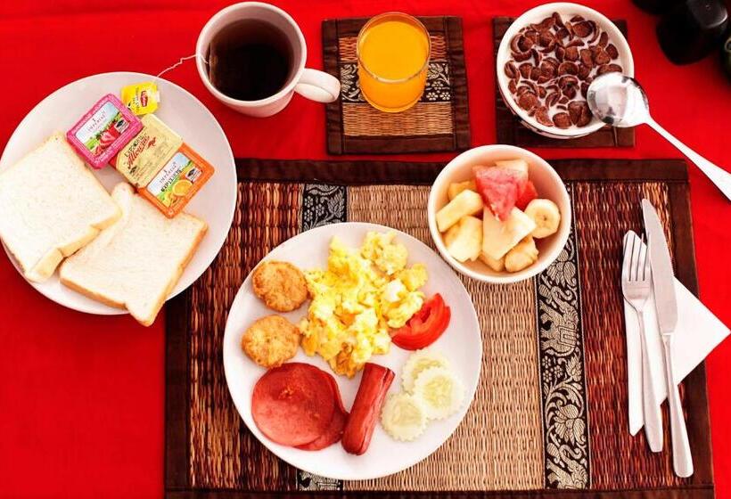 هتل Lotus Friendly