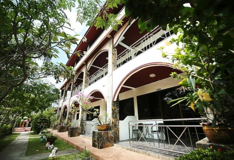 هتل Lotus Friendly