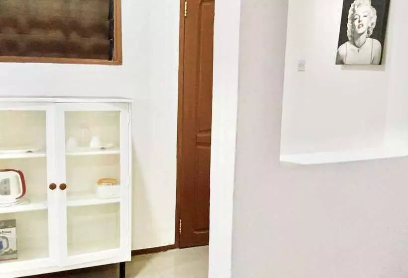 Marrets International Hotel Express