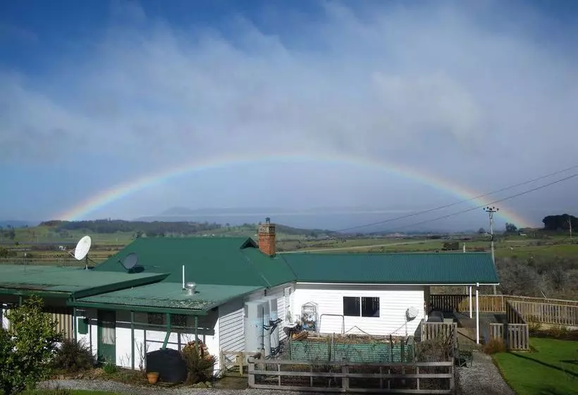 Отель Mole Creek Cabins
