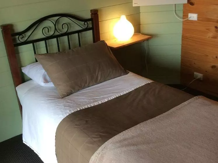 Отель Mole Creek Cabins