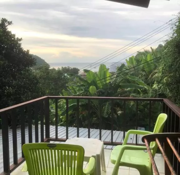 Hotel Phi Phi Sand Sea House