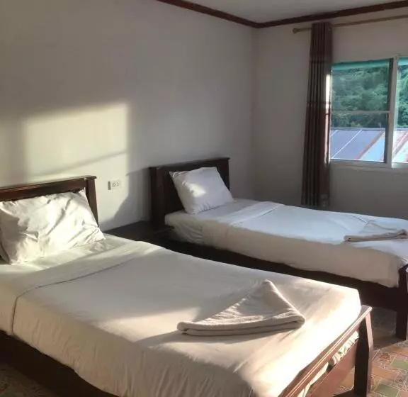 Hotel Phi Phi Sand Sea House