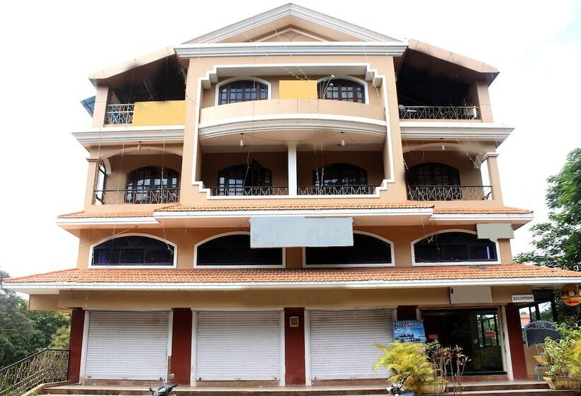 Hotelli Picnic Plaza By Wb S Goa