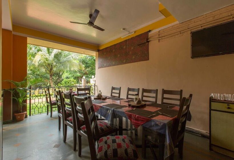 Hotelli Picnic Plaza By Wb S Goa