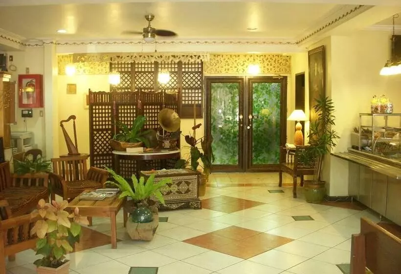 Hotel Plaza Maria Luisa Suites Inn