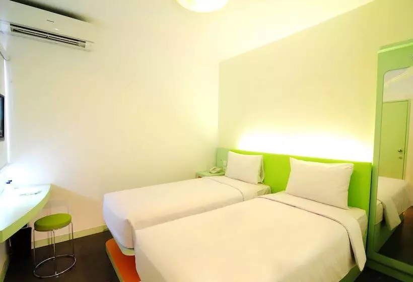 هتل Swift Inn Aeropolis Airport