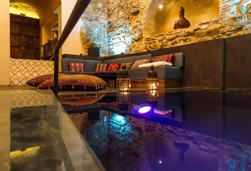 酒店 The Riad  Adults Only