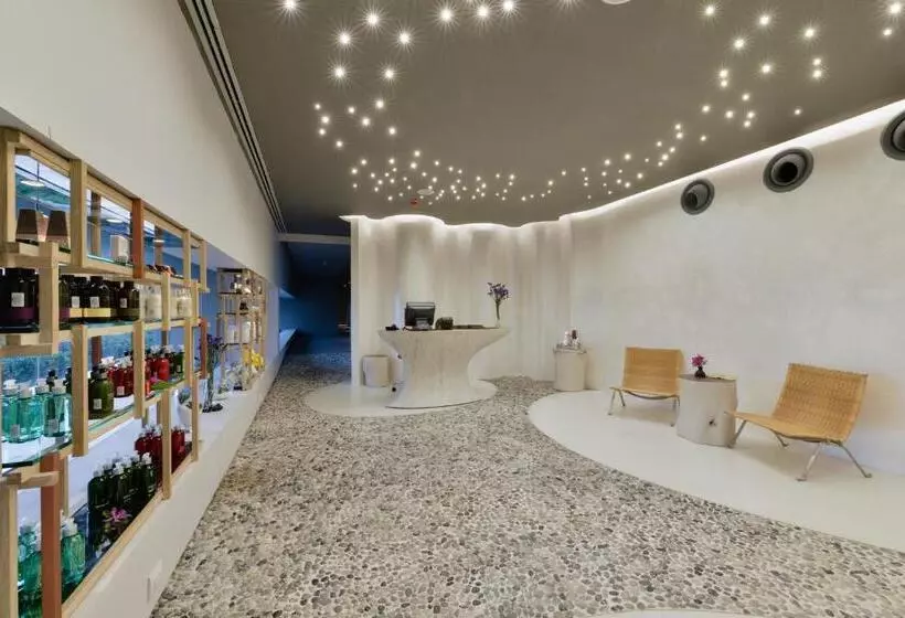 Отель Veranda Resort Pattaya   Mgallery By Sofitel