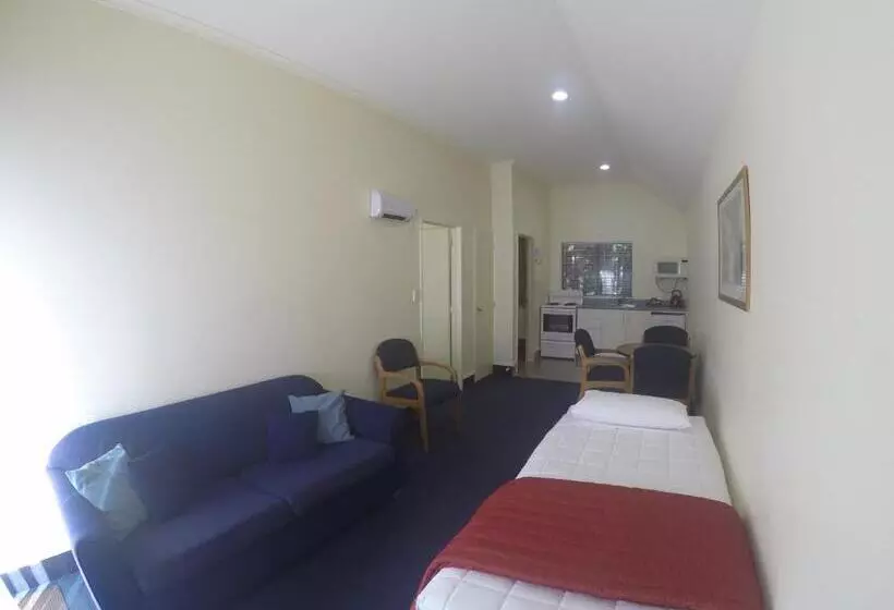 汽车旅馆  The Peaks Motor Inn