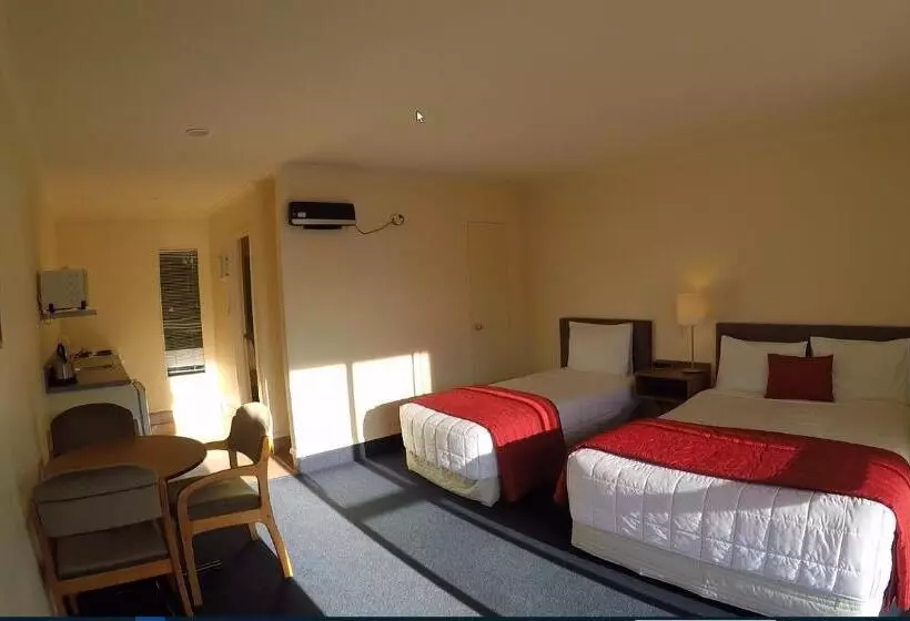 汽车旅馆  The Peaks Motor Inn