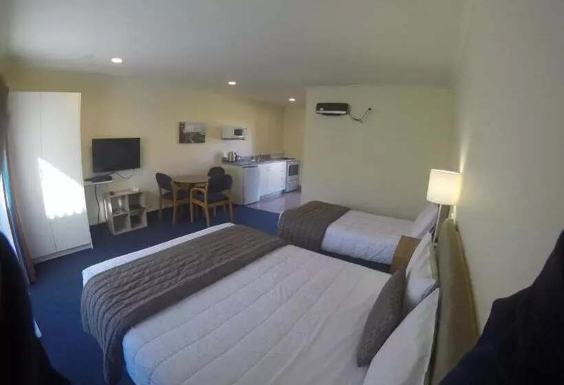 汽车旅馆  The Peaks Motor Inn