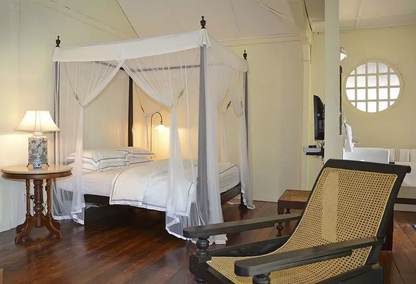 Пансион Clove Hall