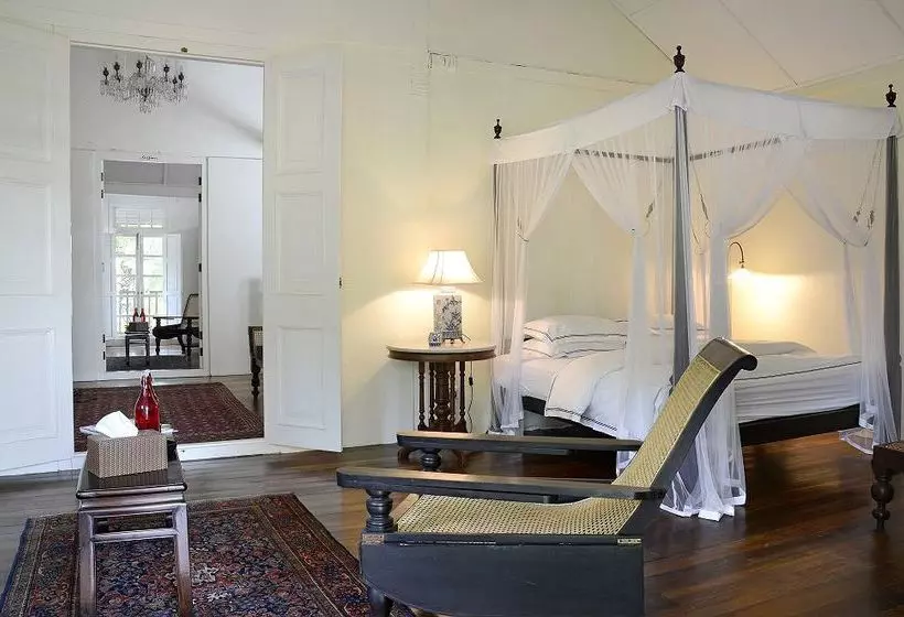 Пансион Clove Hall