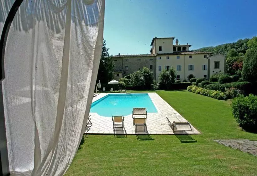 پانسیون Villa I Bossi