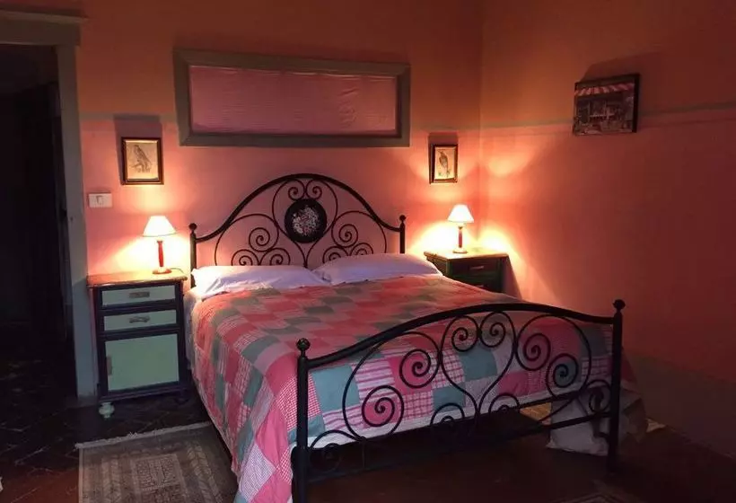 پانسیون Villa I Bossi