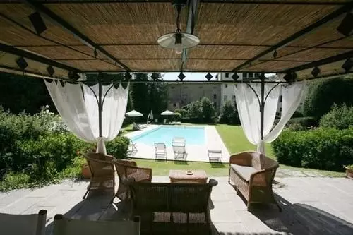 پانسیون Villa I Bossi