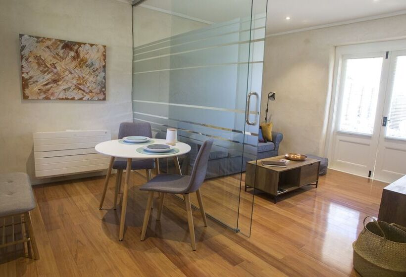 بنسيون Woodstock Suite