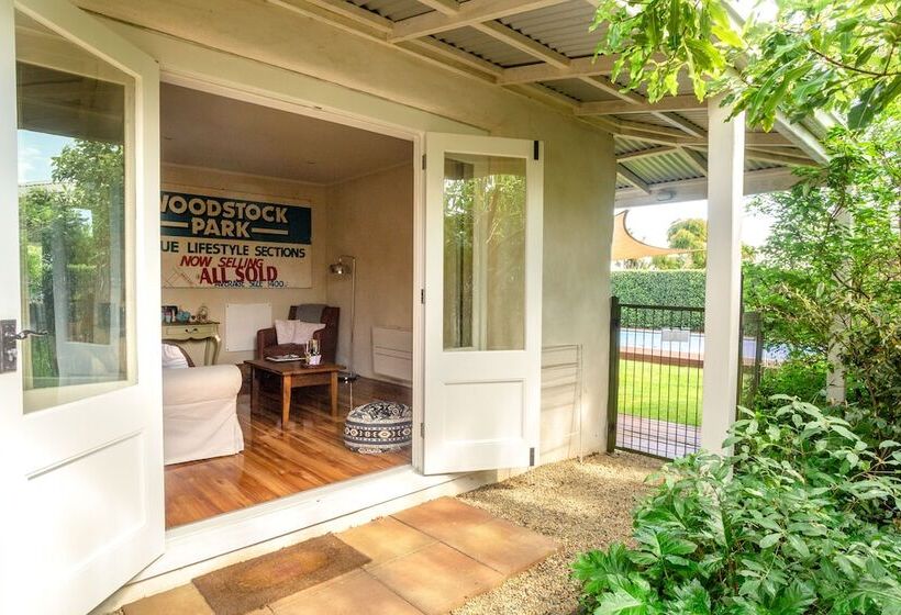 بنسيون Woodstock Suite