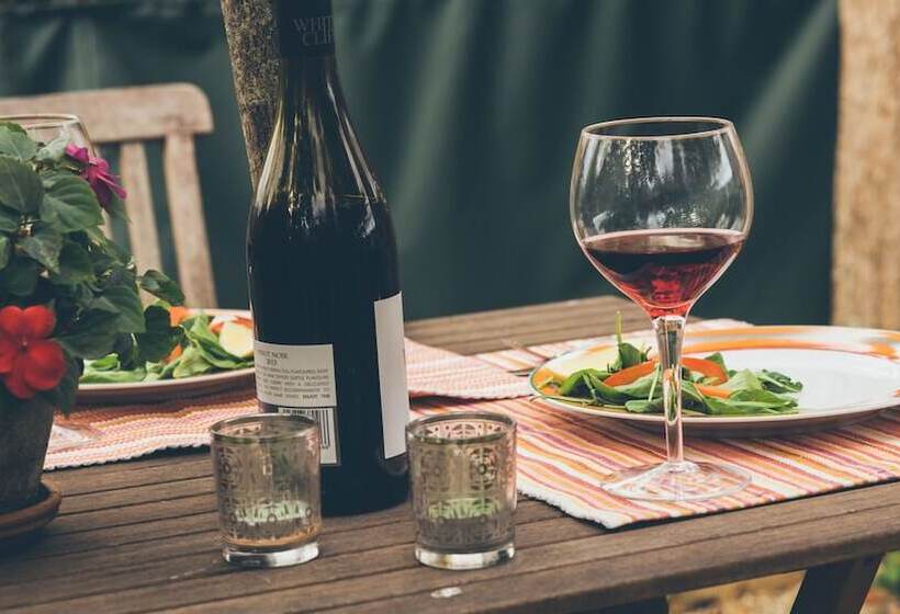 بنسيون Woodstock Suite