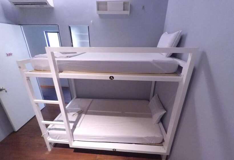 Ryokan Muntri Boutique Hostel