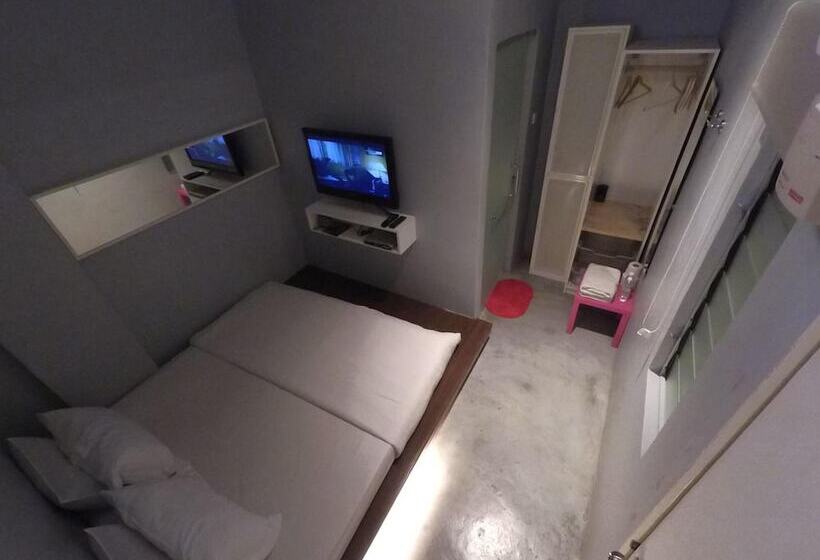 Ryokan Muntri Boutique Hostel