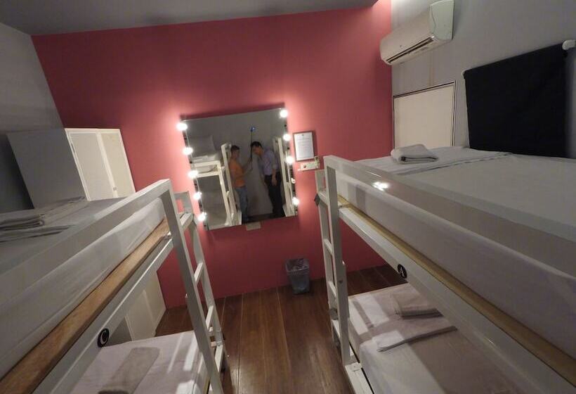 Ryokan Muntri Boutique Hostel