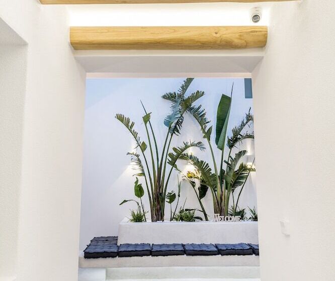 בית מלון כפרי Alenor City